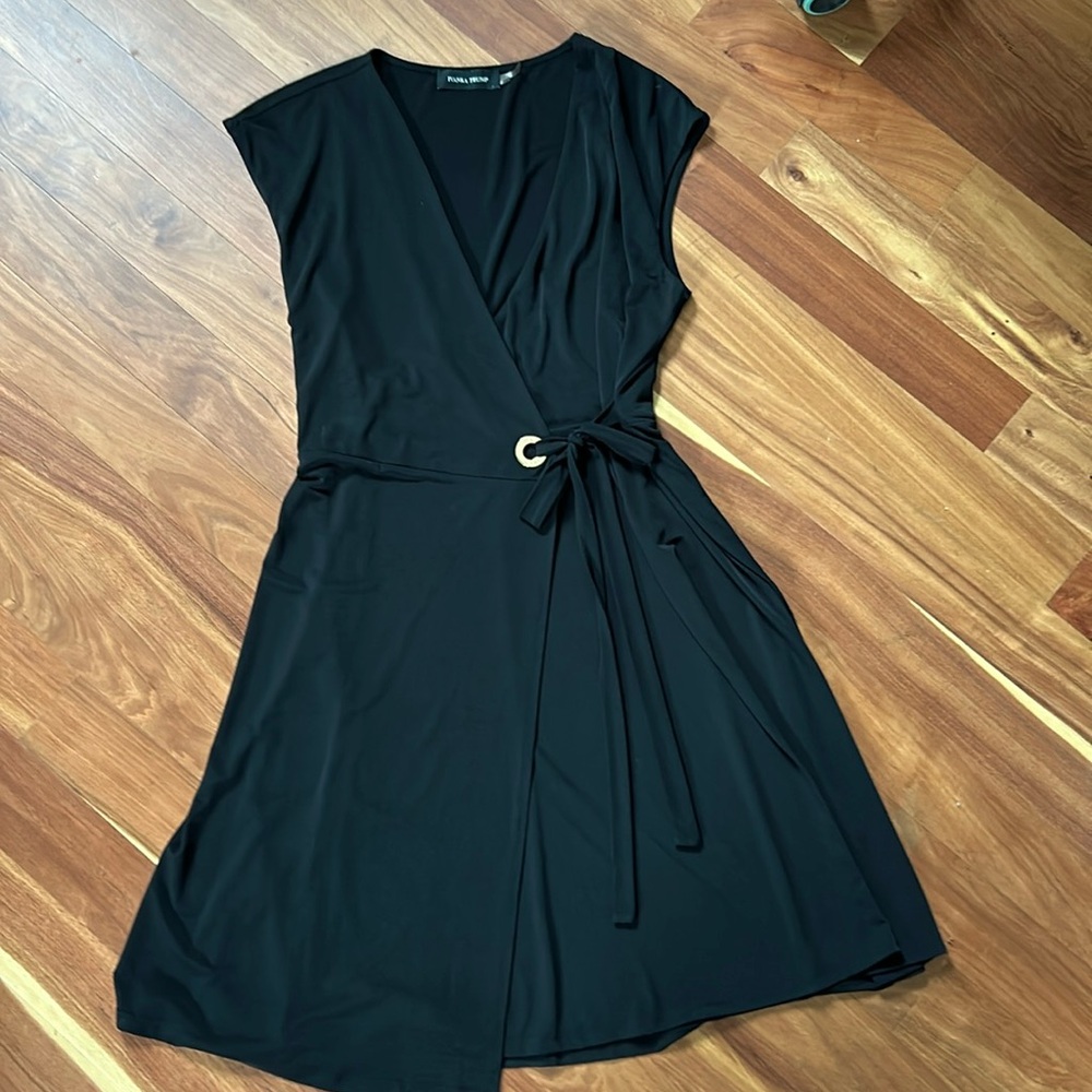 Ivanka Trump Black Cap Sleeve Tie Wrap Dress | Size Medium